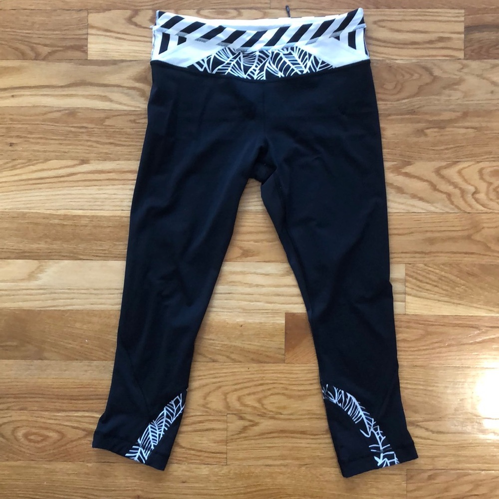 Lululemon Capri pants size 6